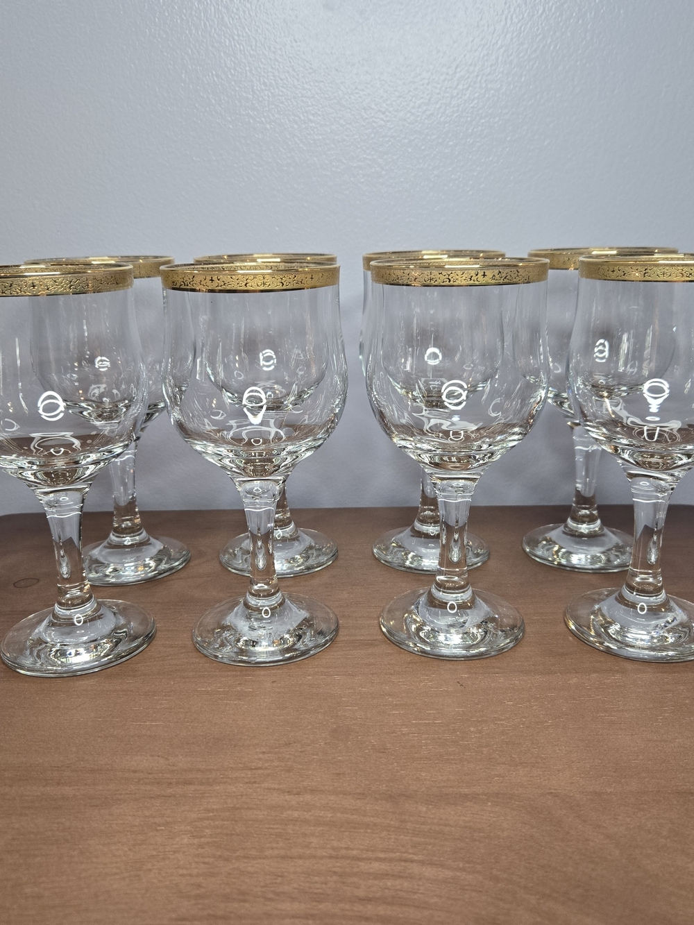 Gold Rim Crystal Wine Glasses - Set of 8
